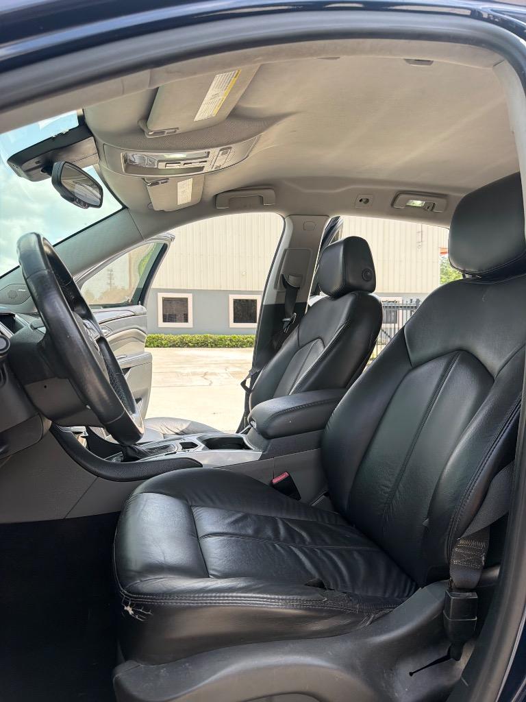 2011 Cadillac SRX Base - Photo 11