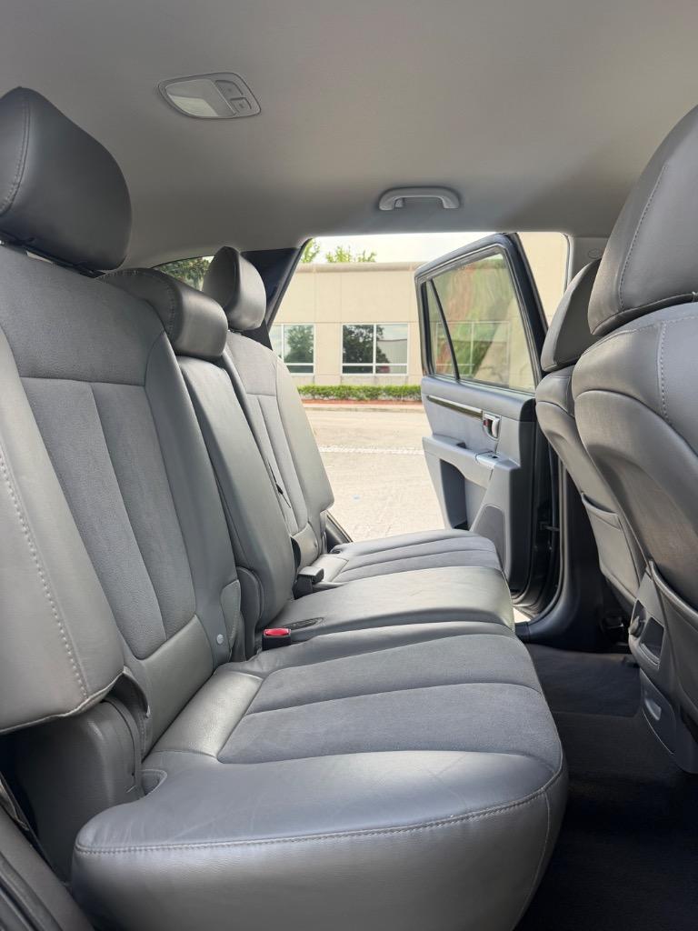 2010 Hyundai Santa Fe SE - Photo 8
