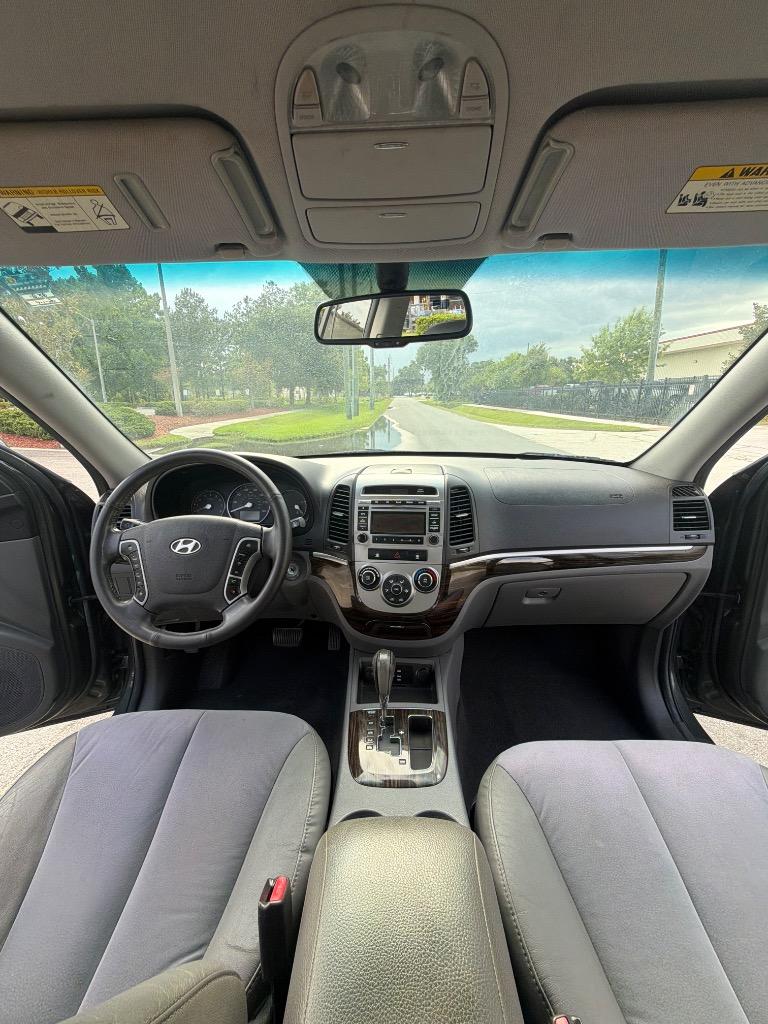 2010 Hyundai Santa Fe SE - Photo 11